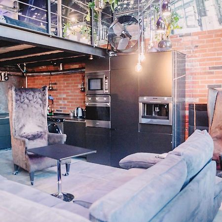 Loft Przedzalnia Apartment ซิราร์ดูฟ ภายนอก รูปภาพ